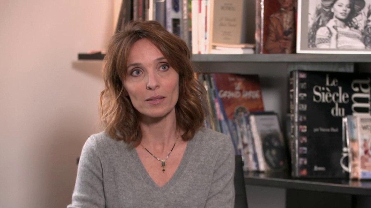 Séries - Alix Poisson, portrait en séries