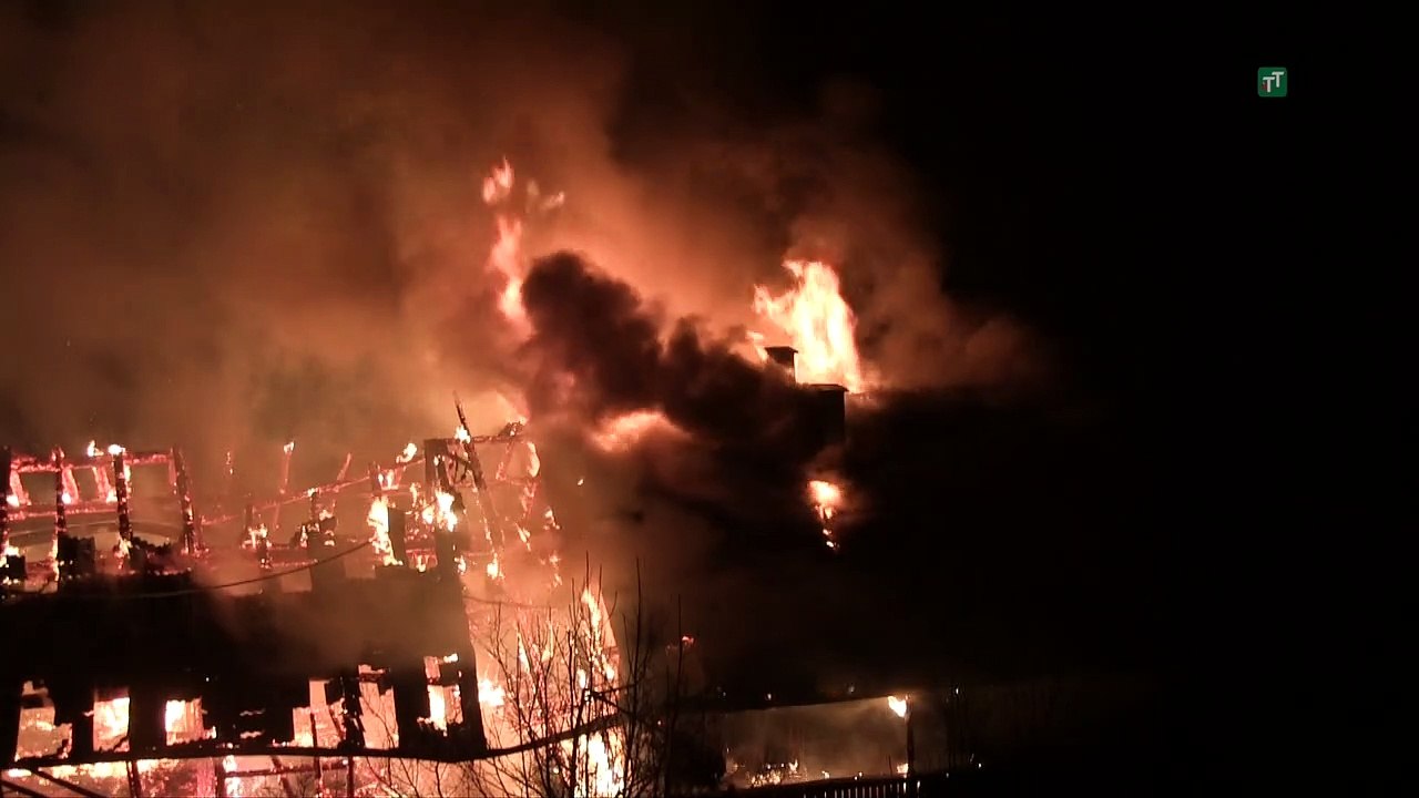 Bauernhaus in Weerberg in Vollbrand