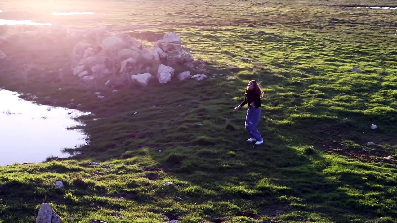 Lama Shreif  Youmma Ana Li Rido Official Video  لمى شريف  يما أنا الي ريدو