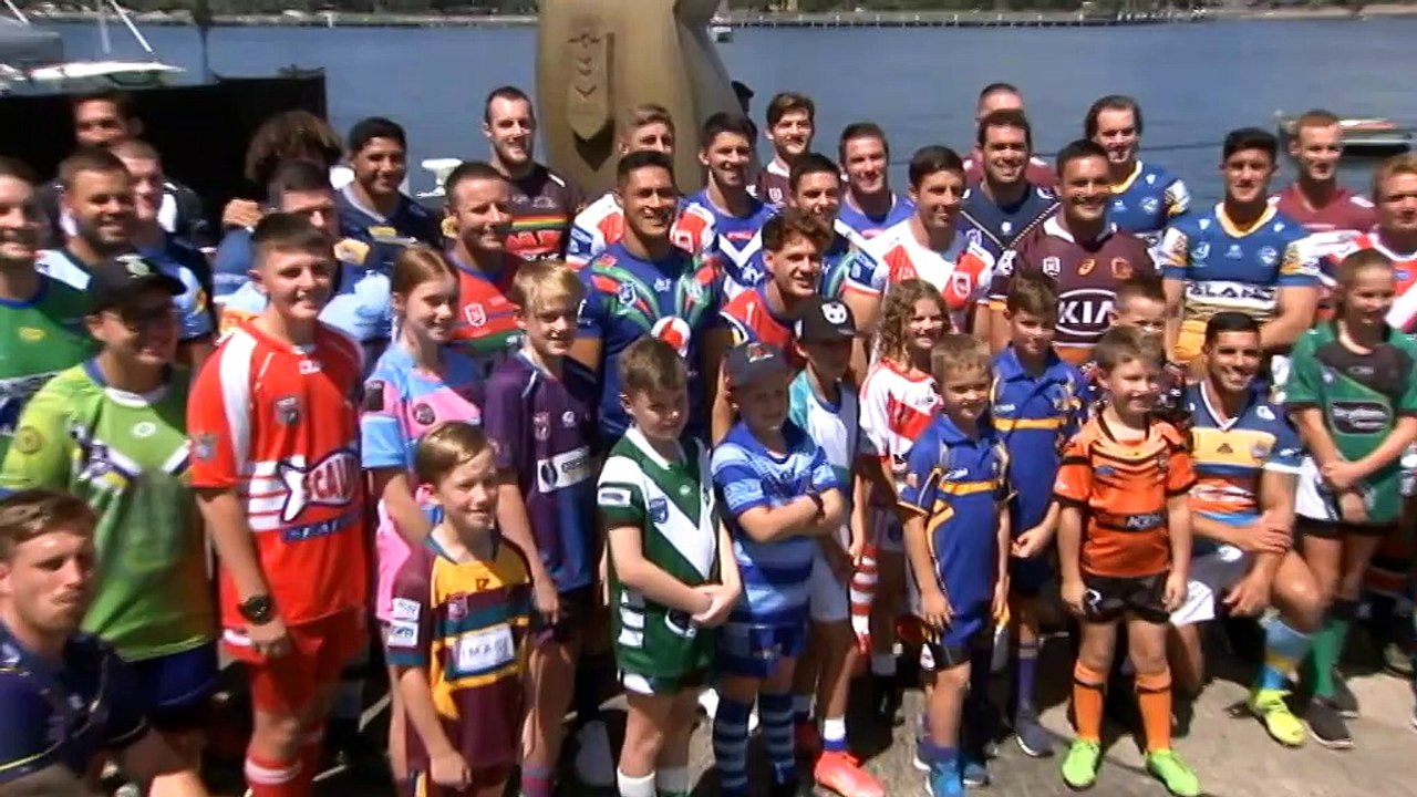 Players from all 16 NRL clubs launch season in Sydney
