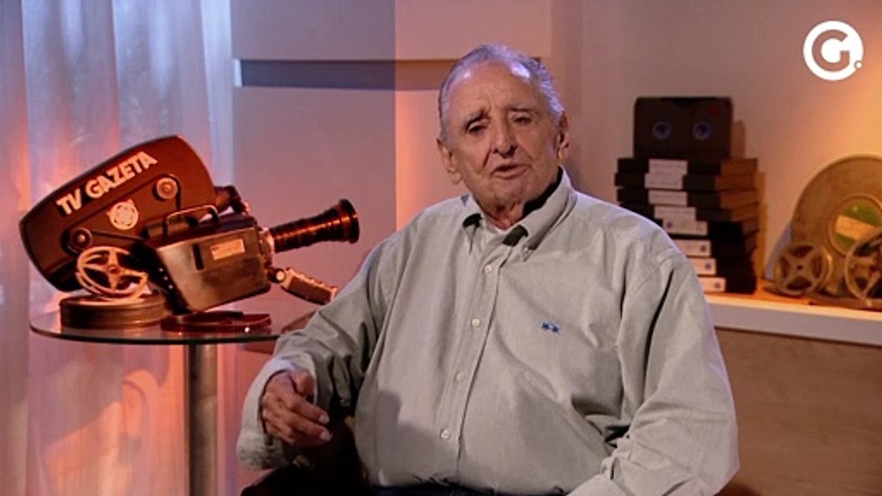 Fala emocionada sobre colocar missa na programação