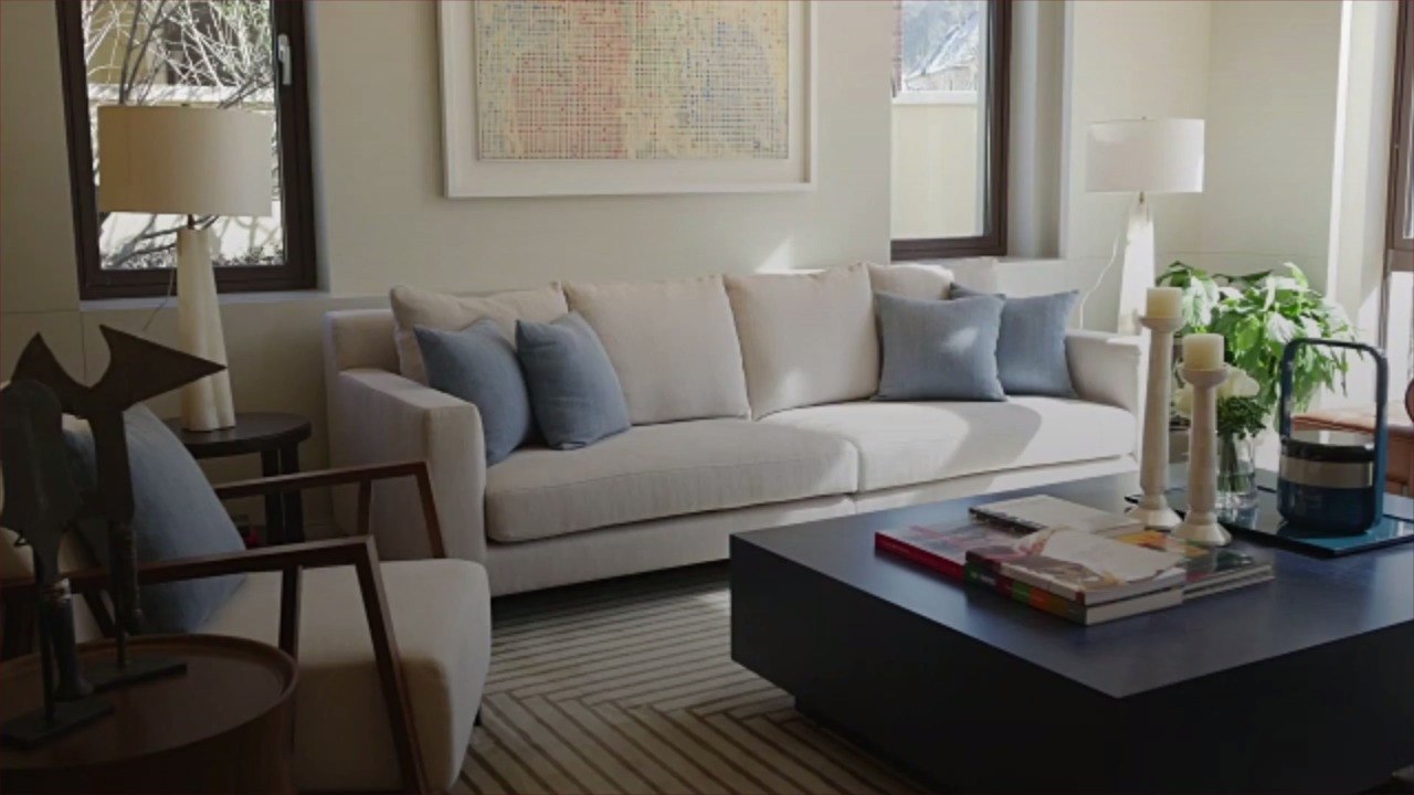 What's the Difference Between a Family Room and a Living Room?