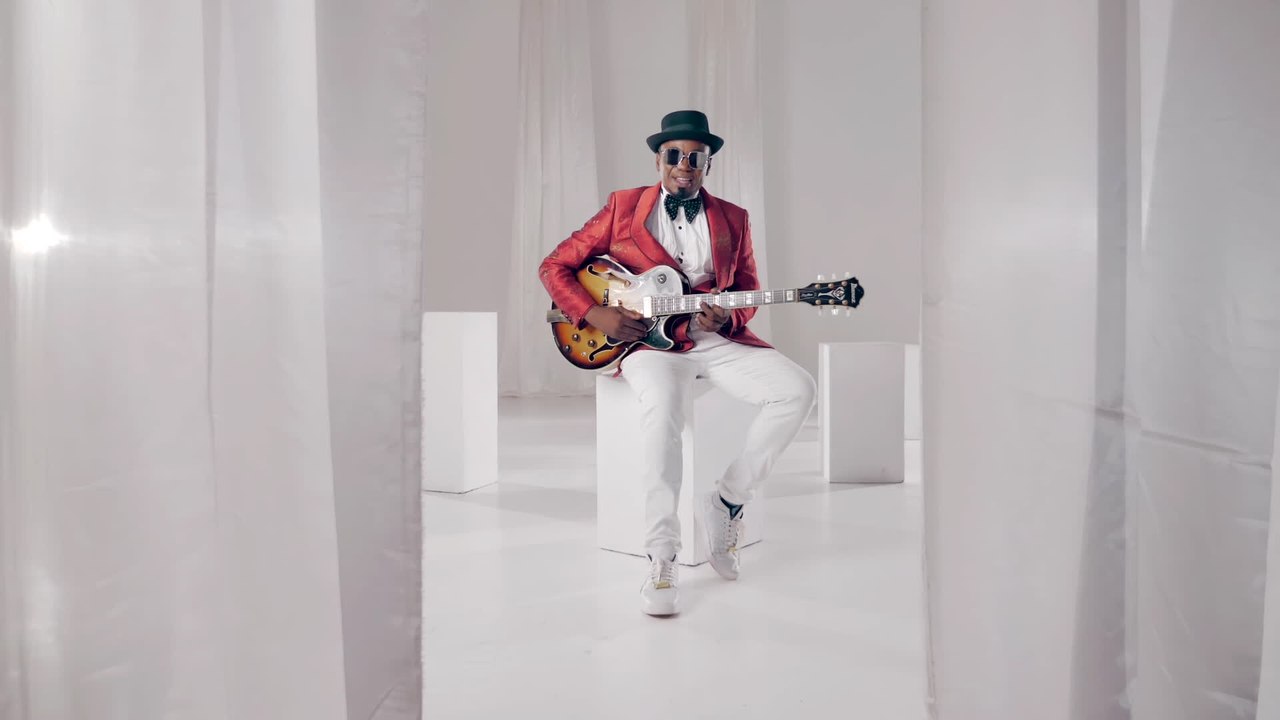 Jimmy Dludlu - Tara Tara