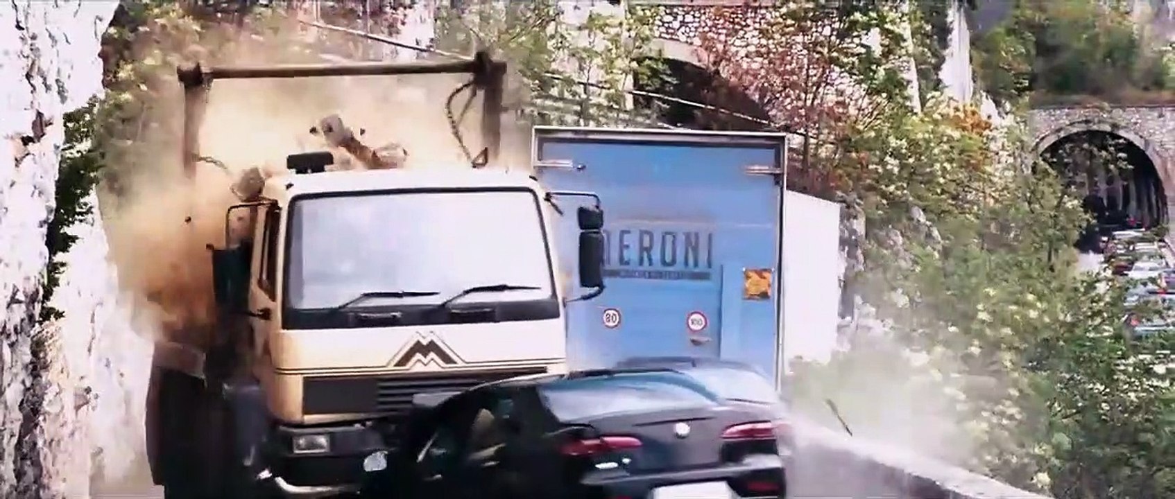 Quantum of Solace - Part 1 of 12 | Hindi Subtitles 🎬