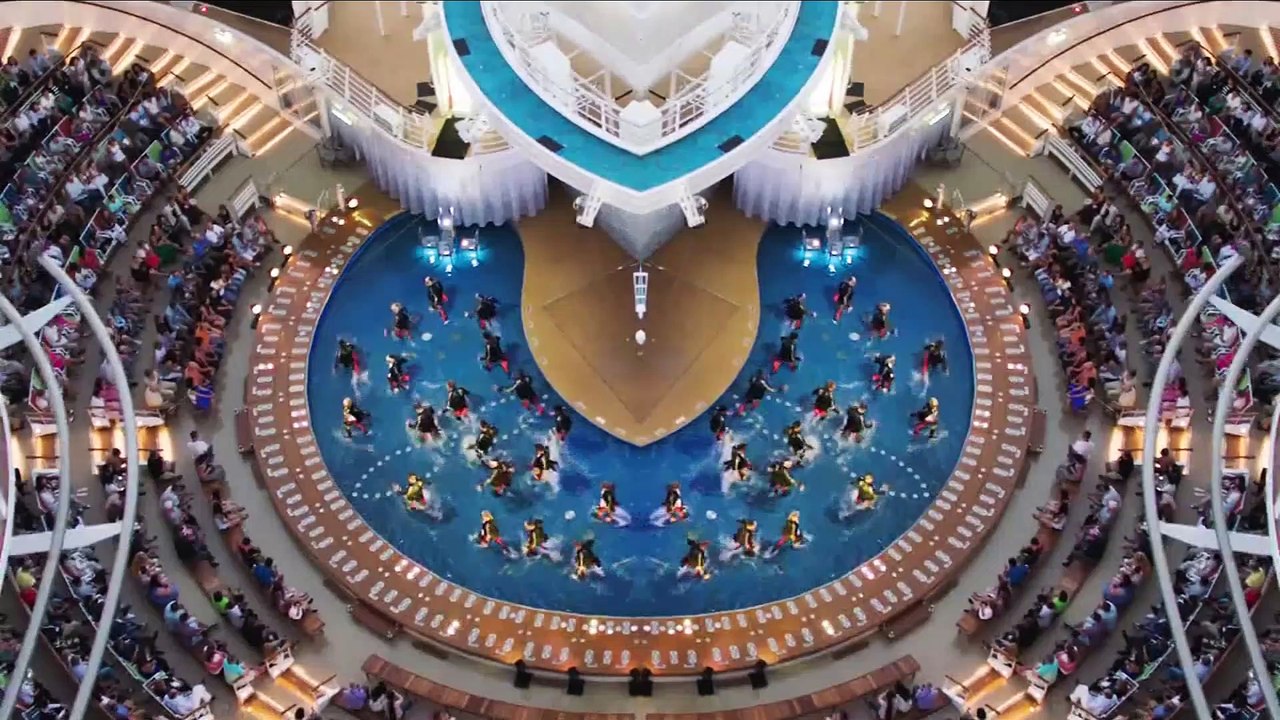 CHAOS AND CONFUSION AT CRUISESHIP REGISTRATION