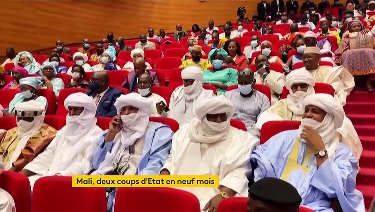 Mali : le colonel Goïta investi président après deux coups d’État