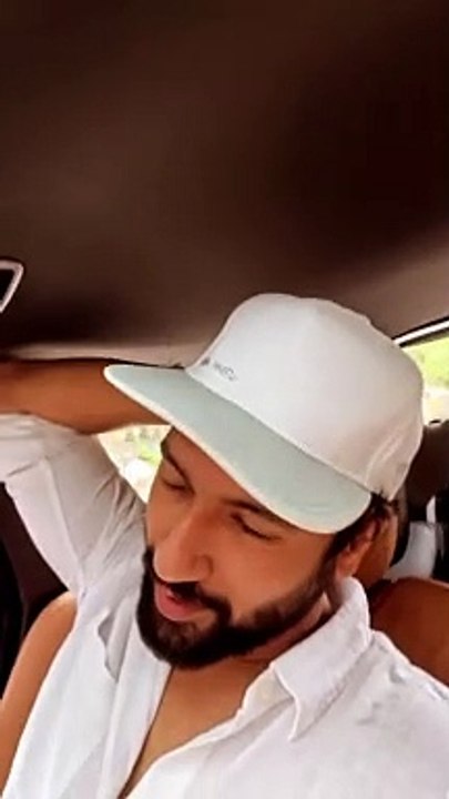 Vicky Kaushal Singing