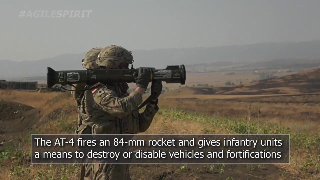 US Soldiers Fire Grenades & Rocket Launchers