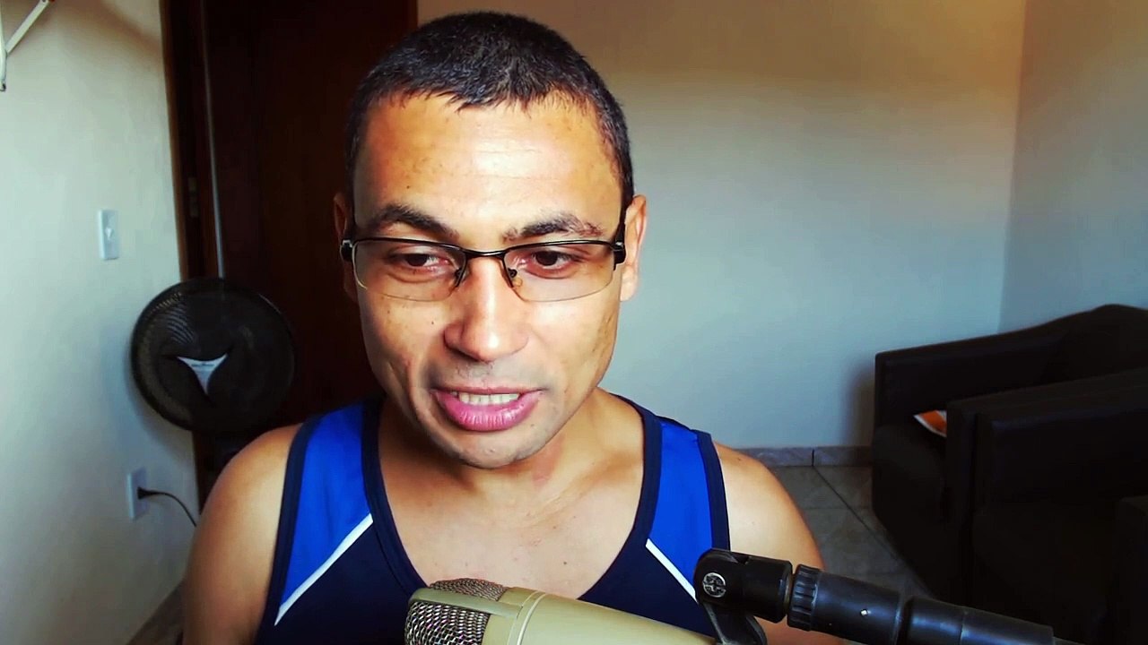 O que acontece quando denunciamos um contato do What's app?