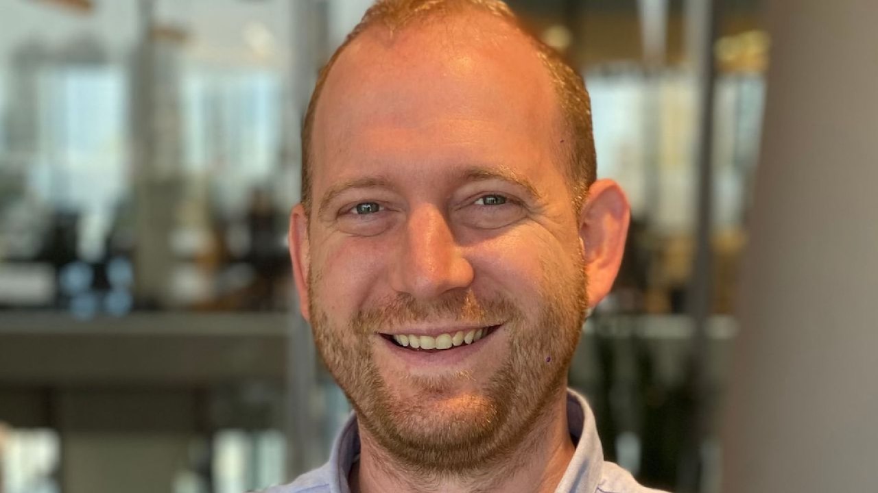 How This Entrepreneur Uses AI to Automate Lease-Accounting Workflows