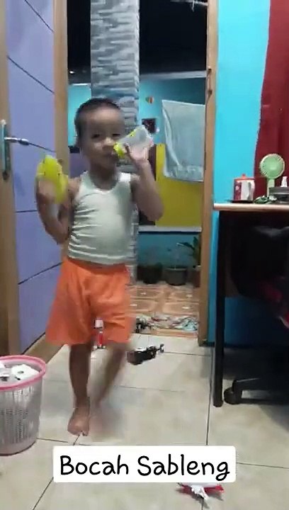 Minum Susu Mama Mama...