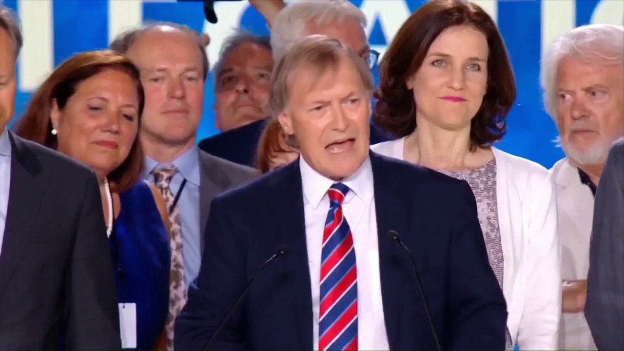 Fatal stabbing of British MP is terrorist incident, police say