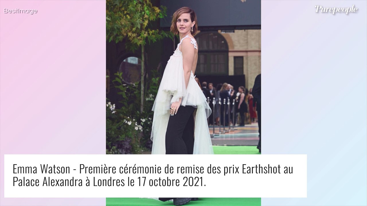 Emma Watson créé la surprise avec une robe recyclée et asymétrique aux Earthshot Prize