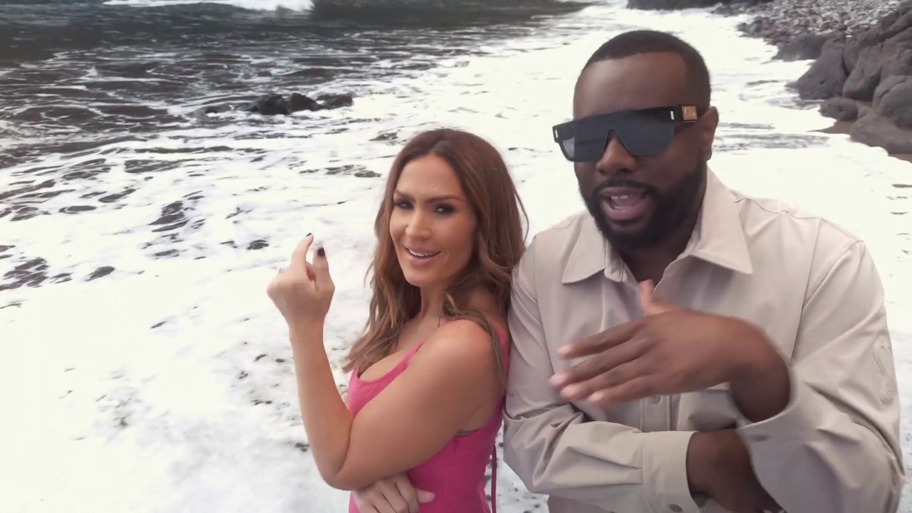 GIMS ft VITAA " Prend ma main " (Video 2021).