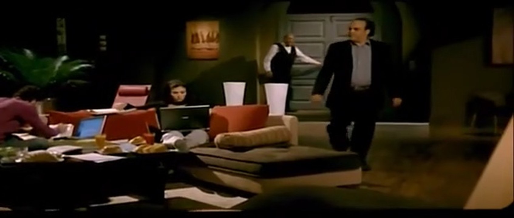 اقلعي كل اللي انتي لبساه | اجراء مشهد هتقابله للزعيم عادل امام وهو بيبتز ميرفت امين شوفت عملت ايه