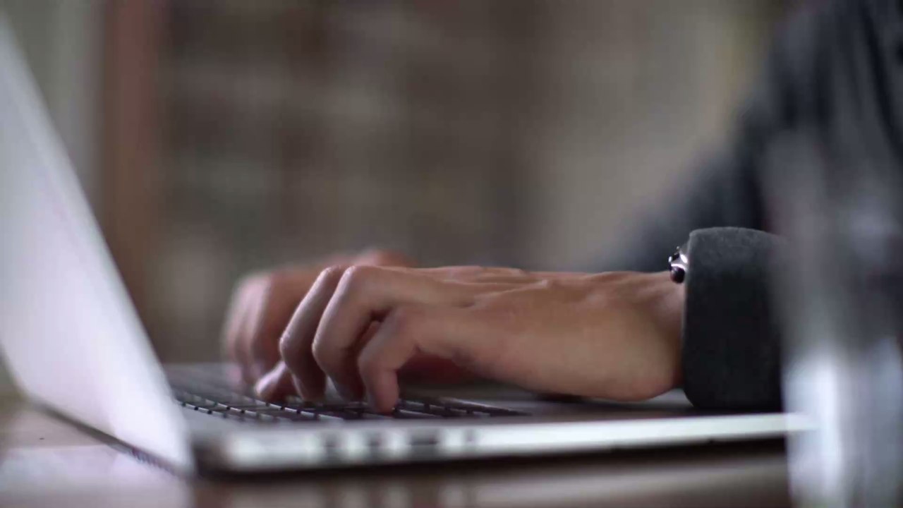 Mann entdeckt versteckte Funktion von Spülmaschinen