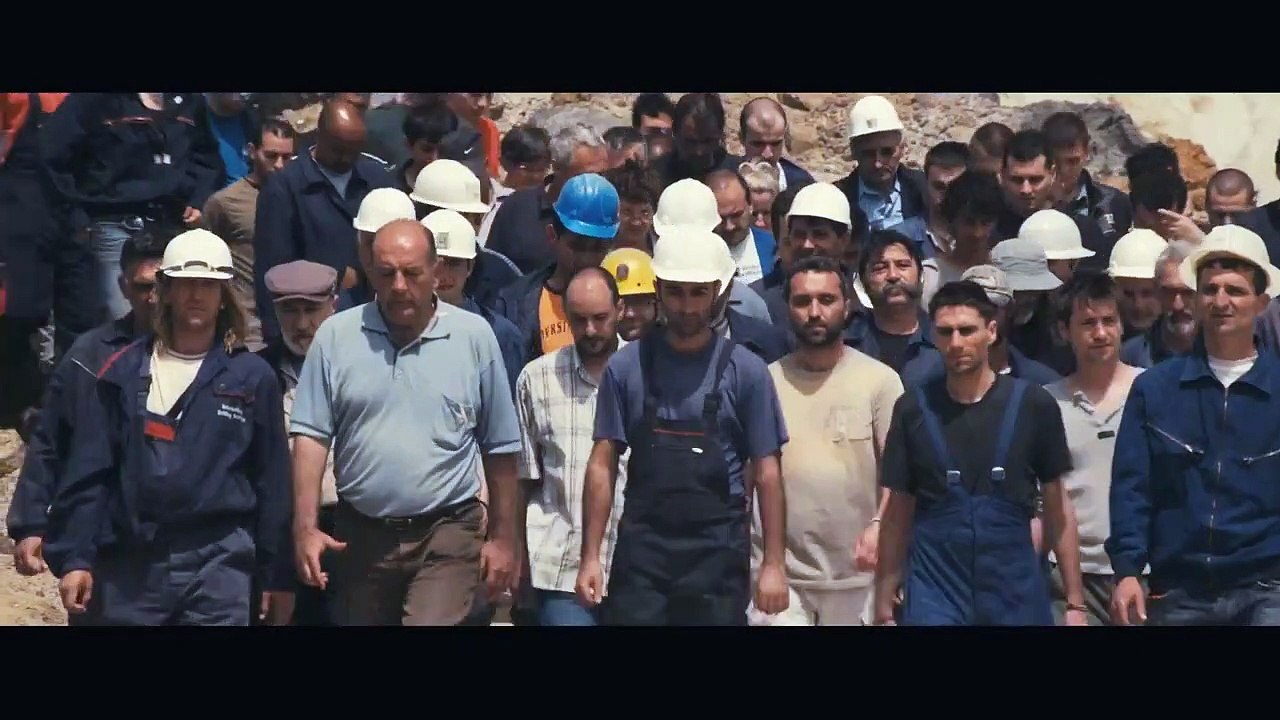 Beli, beli svet Trailer DF