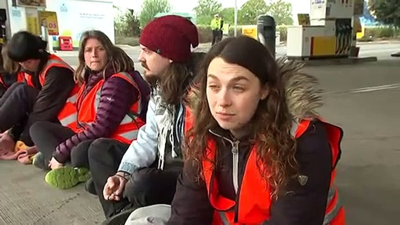 Just Stop Oil sabotages Surrey petrol pumps