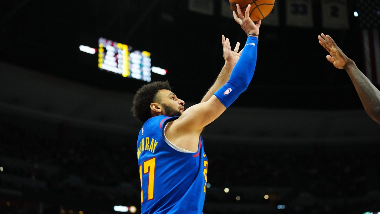 Nuggets Secure Game 1 Victory Against Heat