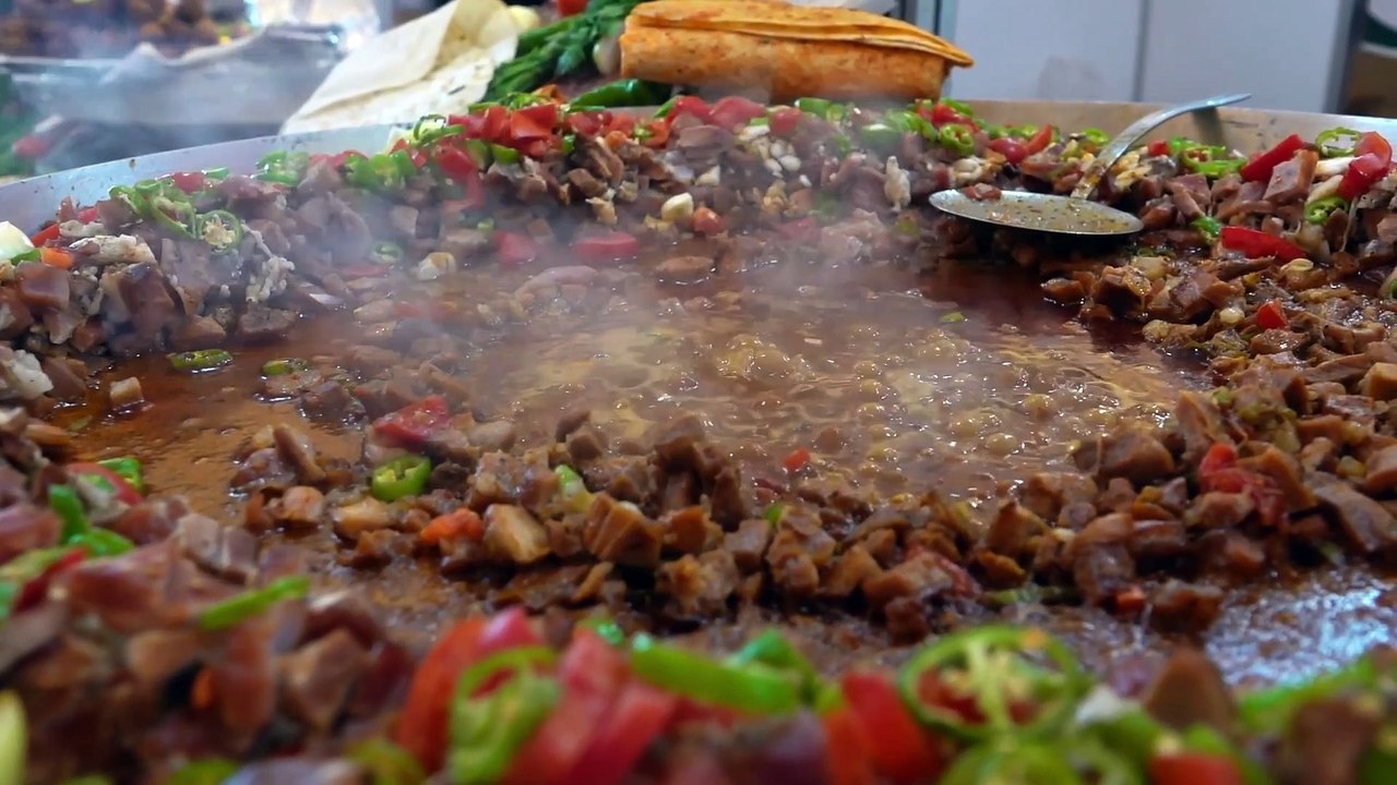 What is Halal meat? The difference between Vegetarian burgers in the UK’s top fast food places