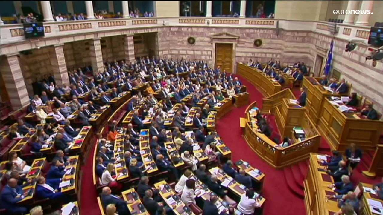 Mitsotakis sem "conhecimento" de escutas