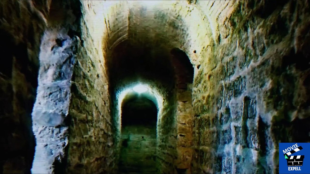 Love and Monsters Movie explained In Hindi/Review