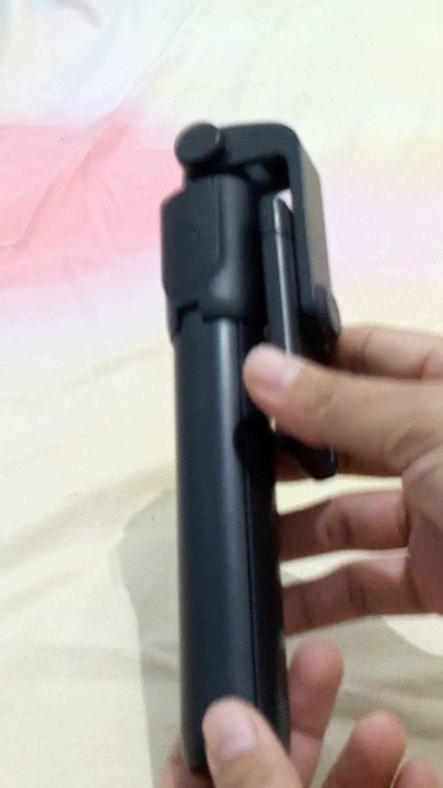 TAS BARU, TRIPOD BARU