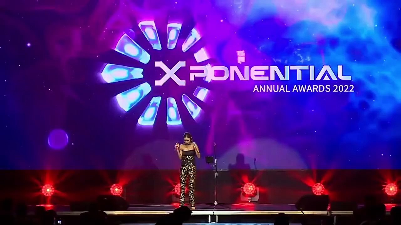 MAHALINI  Melawan Restu Live 2022