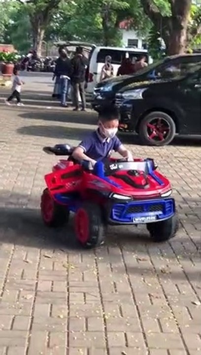 BOCIL JEEP RIDE - Bocil naik jeep