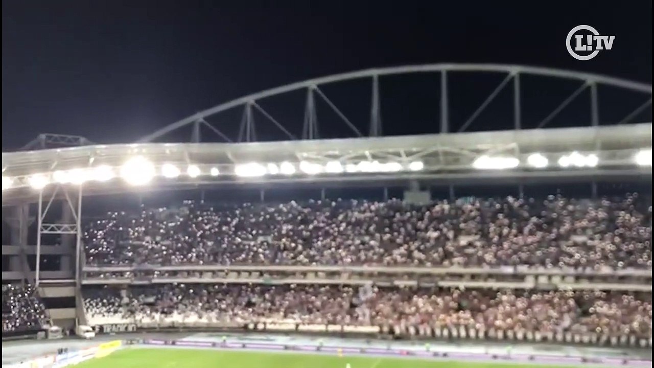 Torcida do Botafogo Celebra Vitória e Excelente Desempenho contra o Santos ⚽