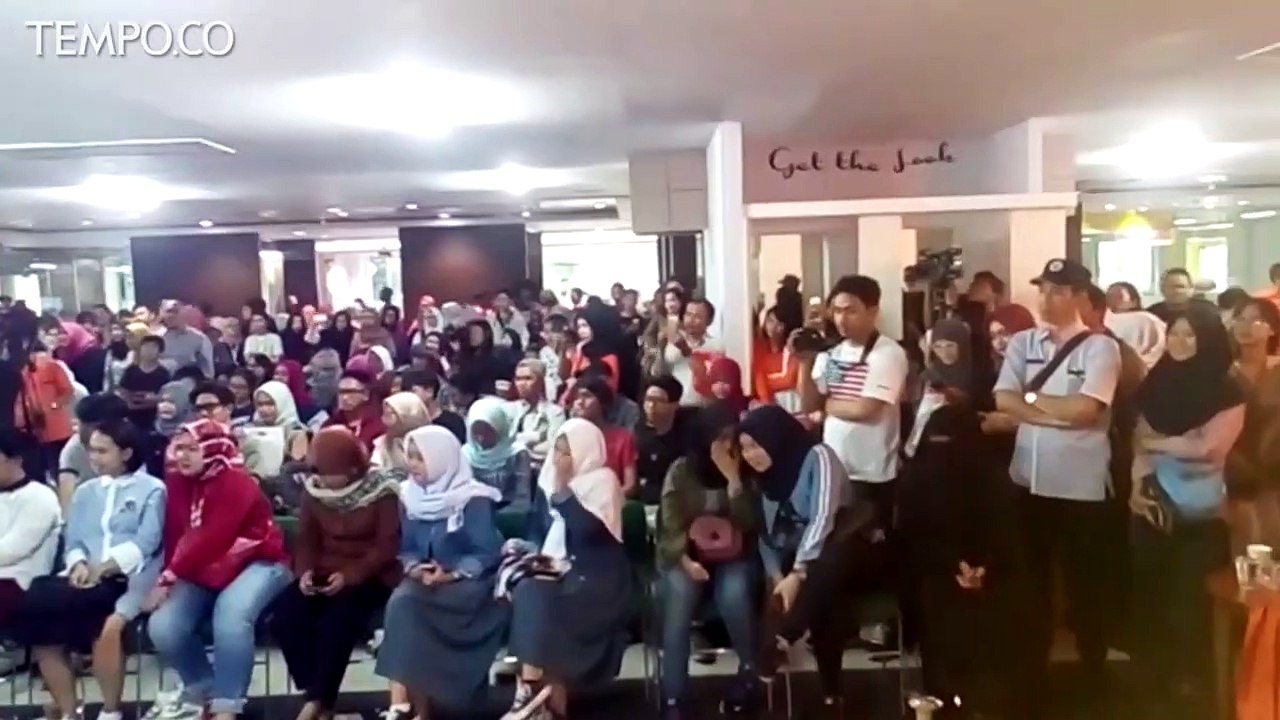 Film Dilan Sukses, Pidi Baiq Isyaratkan Film Lanjutannya