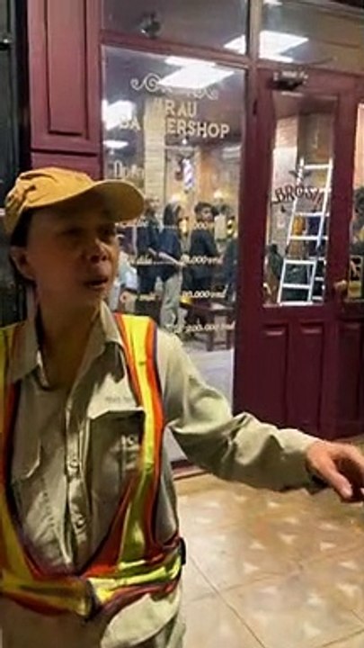 Lê Dương Bảo Lâm chọc ghẹo chị lao công siêu dễ thương