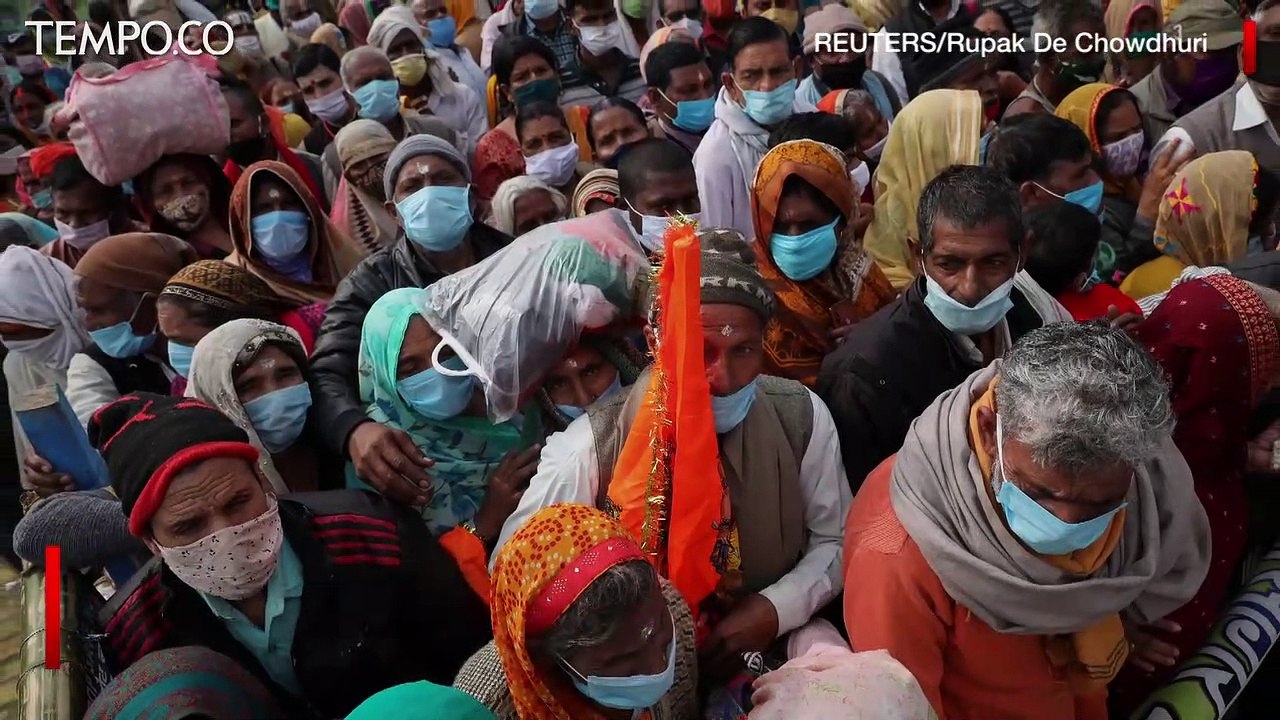 Covid-19 Melonjak, Jutaan Umat Hindu India Tetap Gelar Ritual di Sungai Gangga