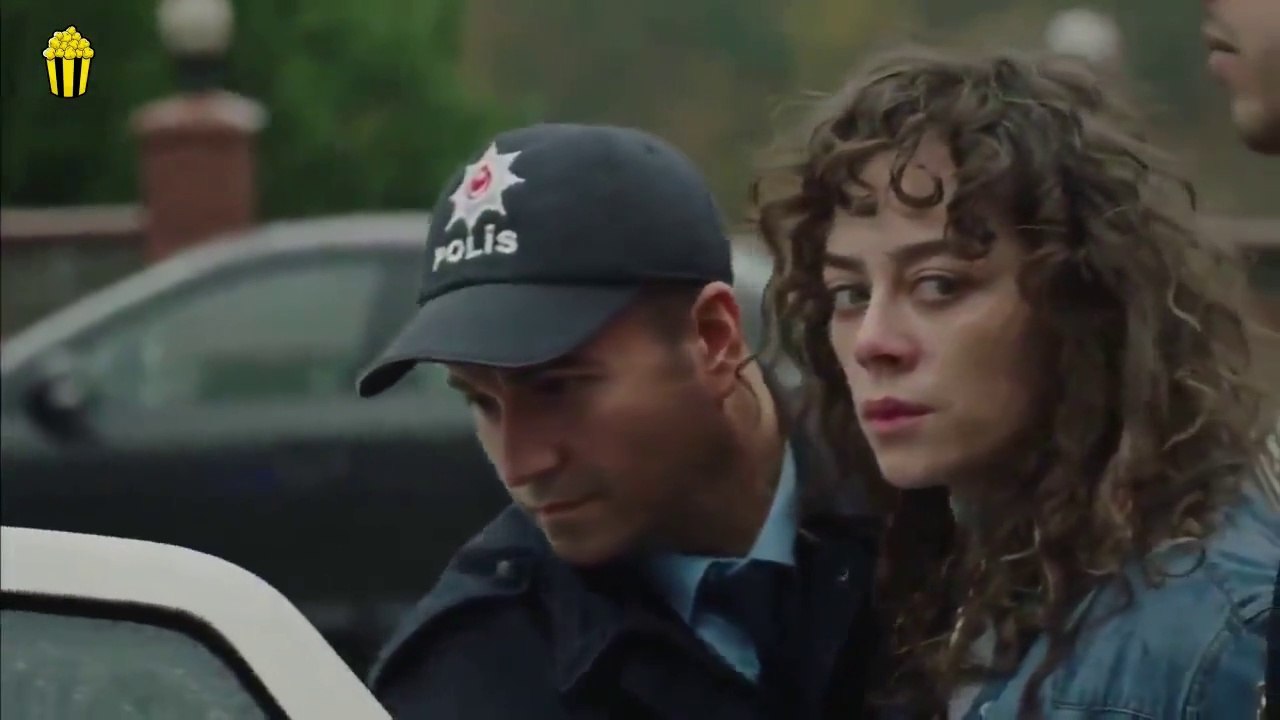 Avlu 24 | الفناء - الحلقة 24 - مدبلج بالعربية