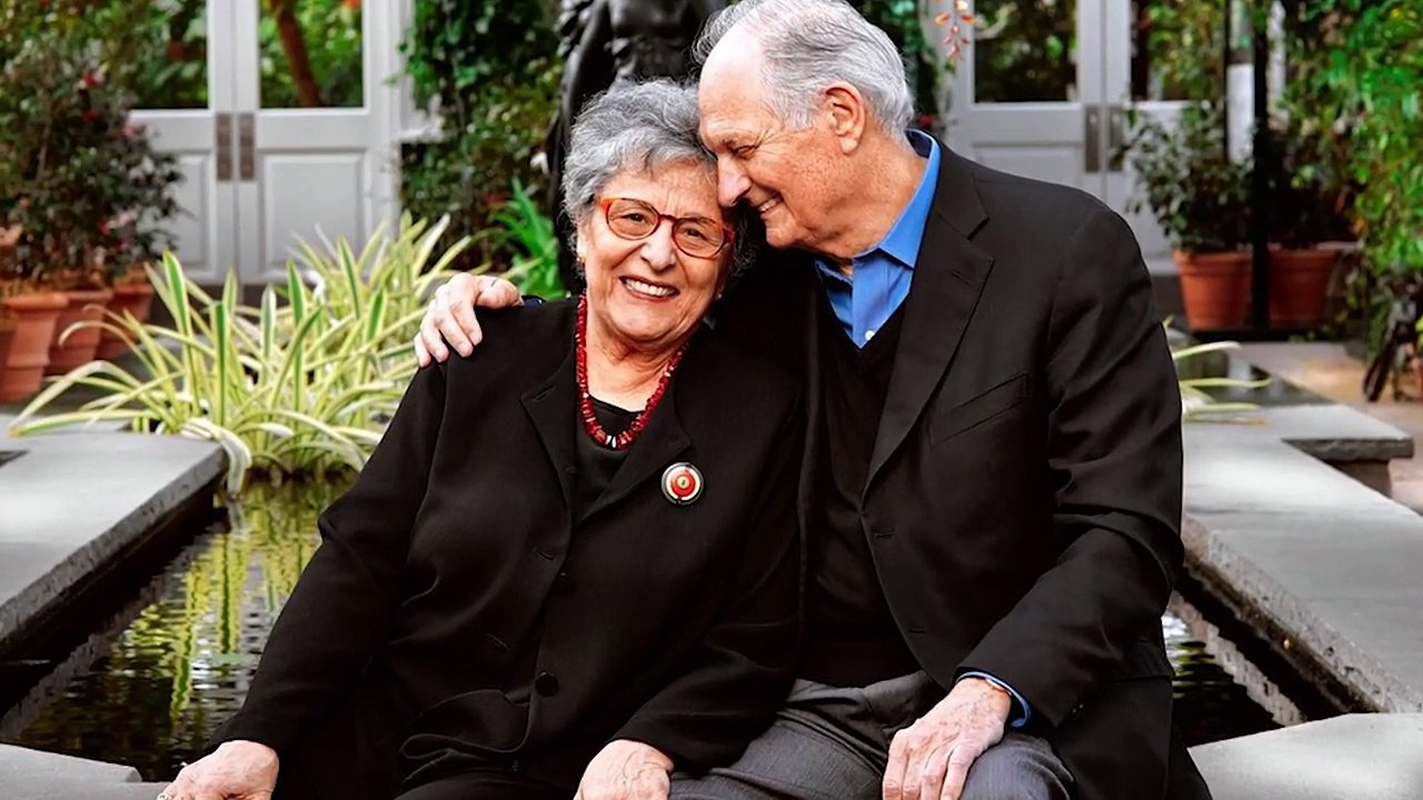 7 minutes ago_ Alan Alda just died at home_ goodbye Alan Alda