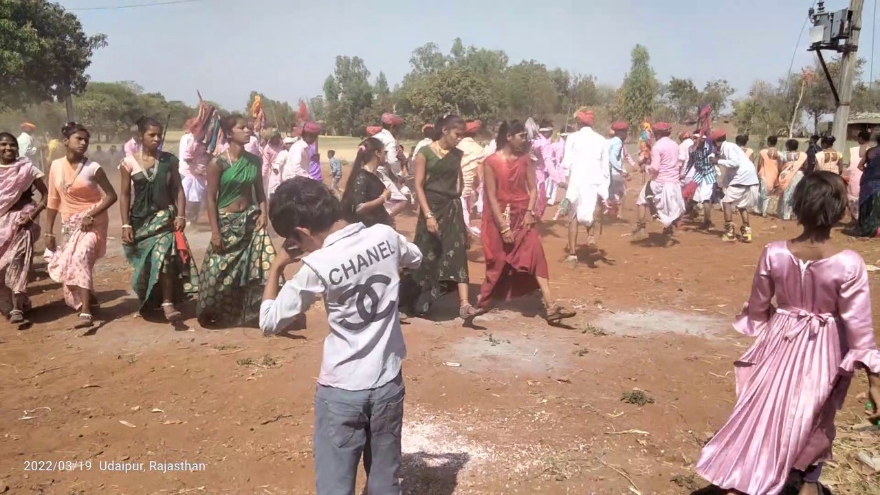 rajasthani adivasi holli dansh