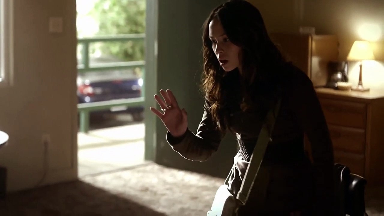 The Vampire Diaries Season 1 Episode 14 Explained in Hindi