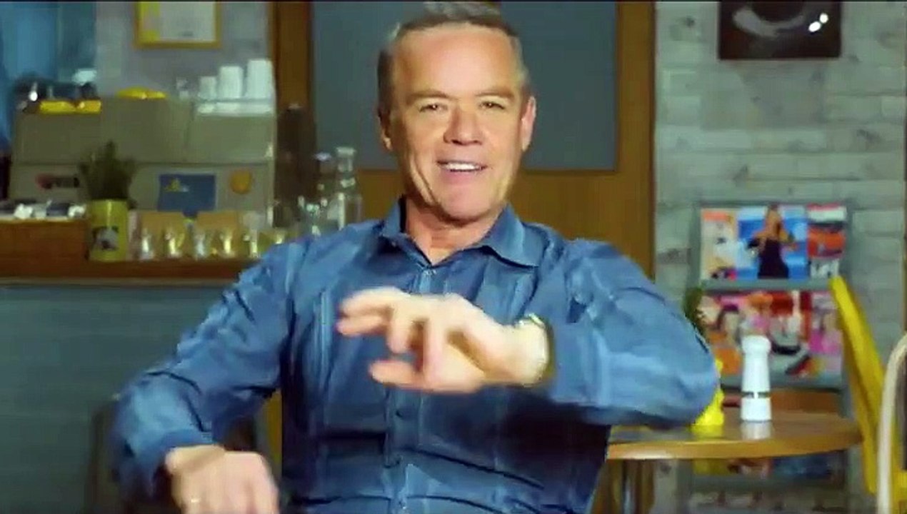 Neighbours star Stefan Dennis undergoes transformation -