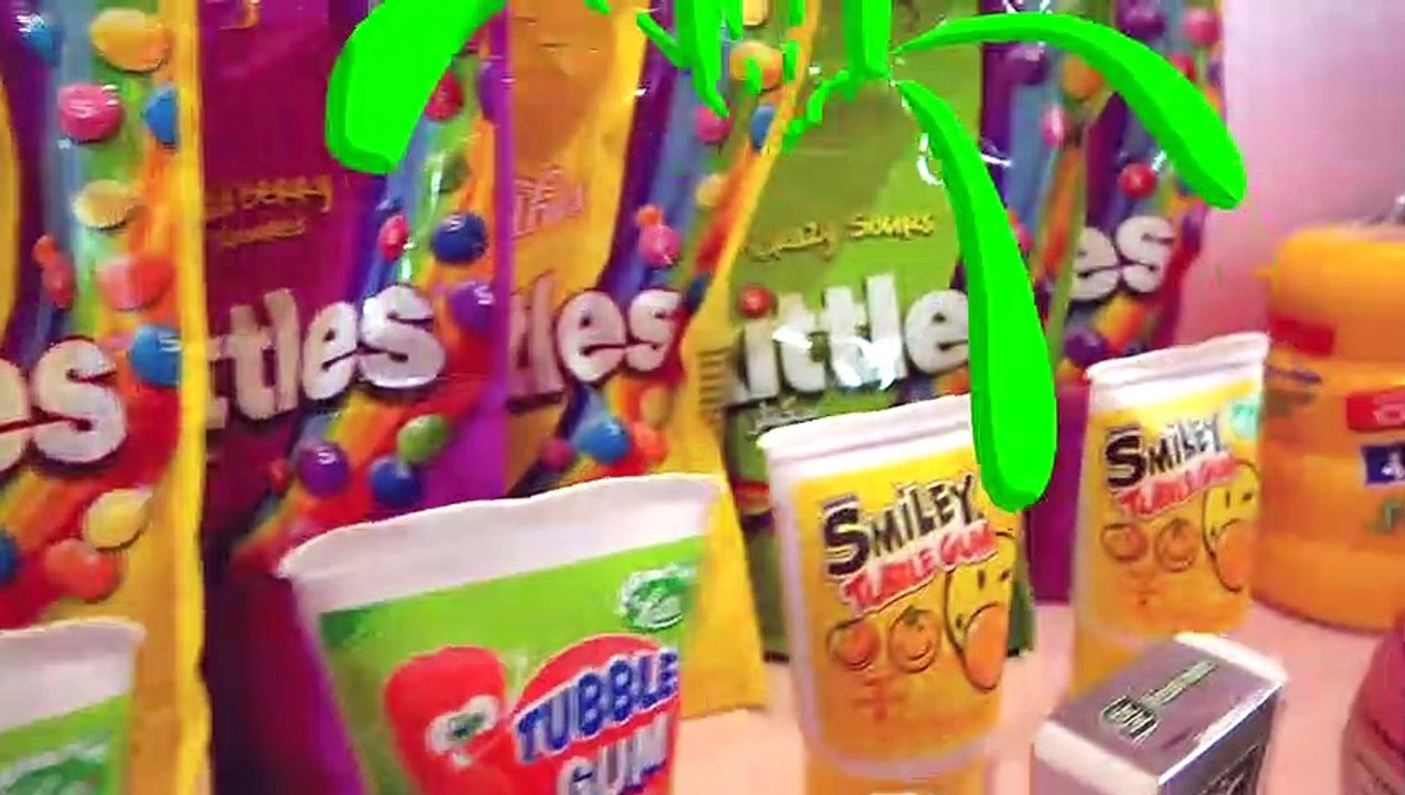 Diana and Dad Pretend Play Candy salon