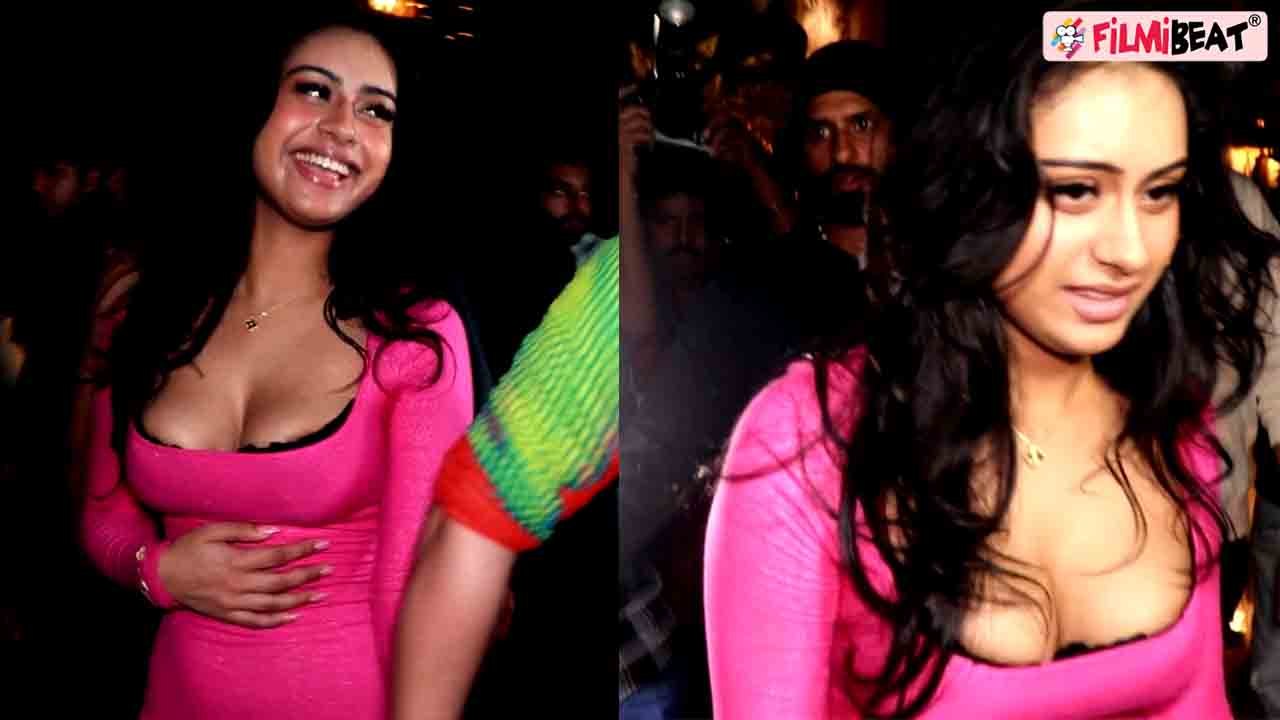 Kajol की बेटी Nysa Devgan आधी रात दोस्तों के साथ ऐसे घूमती आई नजर, हुई Troll, Video Viral! FilmiBeat