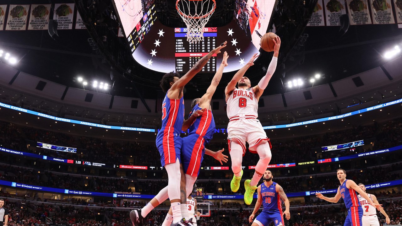 Game Recap: Bulls 132, Pistons 118