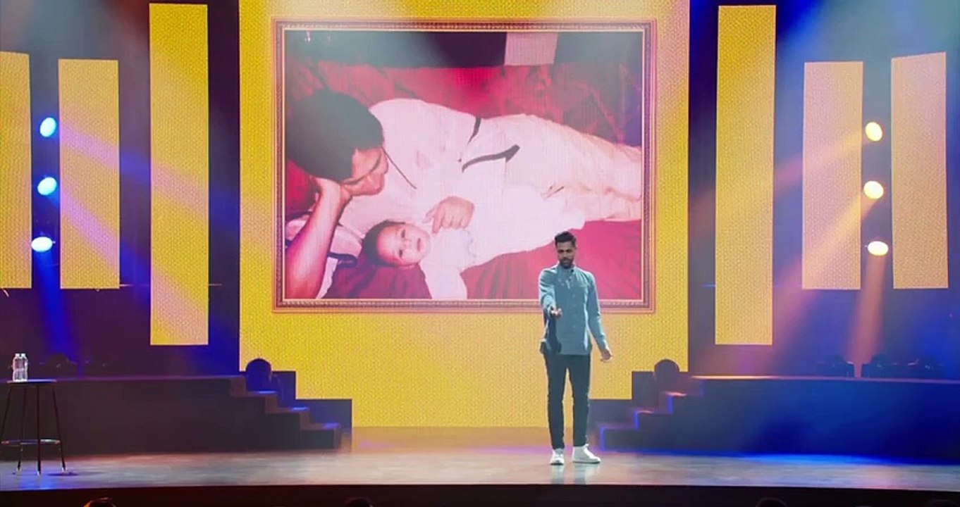 Hasan Minhaj- Homecoming King (2017) Watch HD