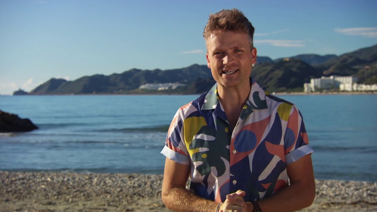 A Place In The Sun 2023 E01