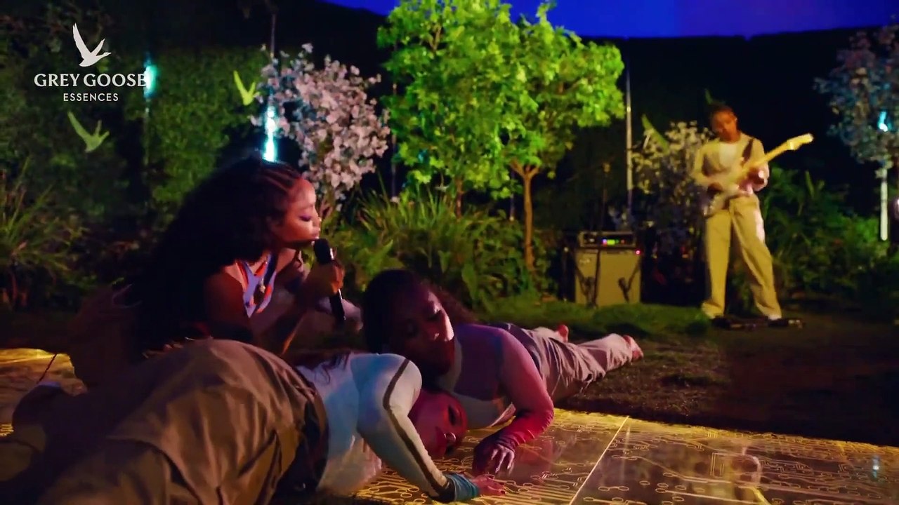 SZA interprète "Good Days" en live