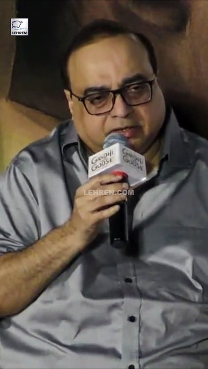 Rajkumar Santoshi Praises Shahrukh Khan's Pathaan