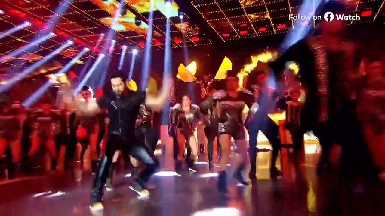 Varun Dhawan Dance Performance