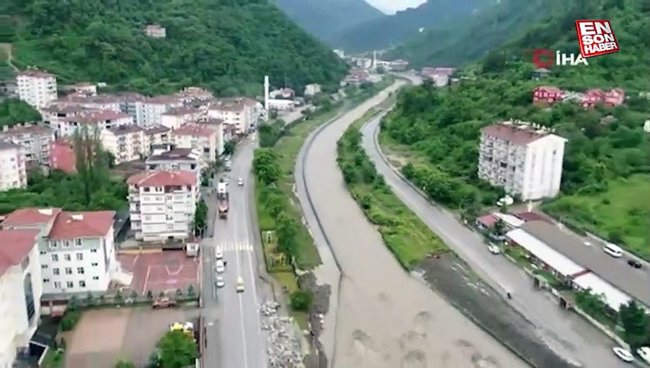 Yeniden ayağa kaldırılan Bozkurt, seli yarasız atlattı