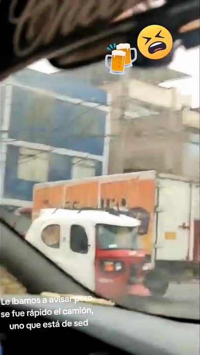 Intentan prevenir accidente en camión cervecero, pero fallan