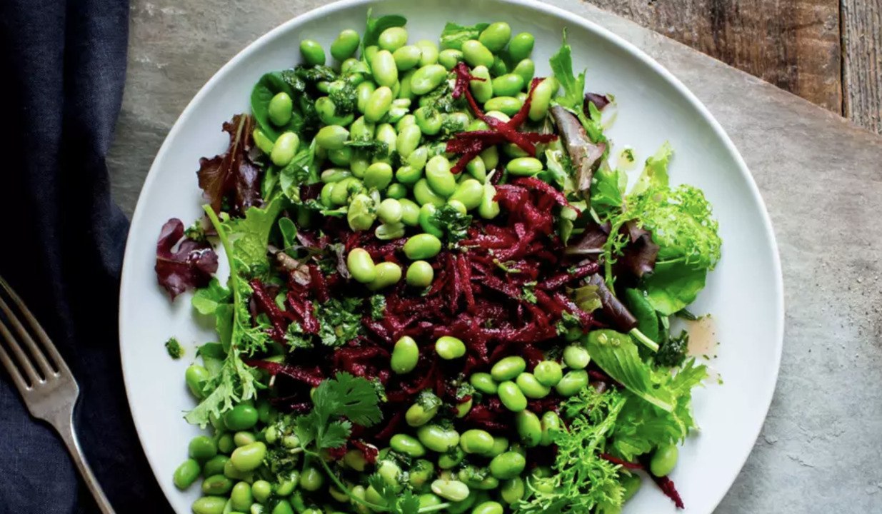 The 6 Best Budget Friendly Anti Inflammatory Foods According to a Dietitian