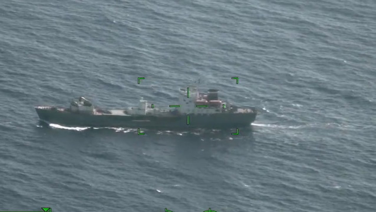 Russian vessel filmed off Hawaii is ‘intelligence gathering ship’, says US coast guard